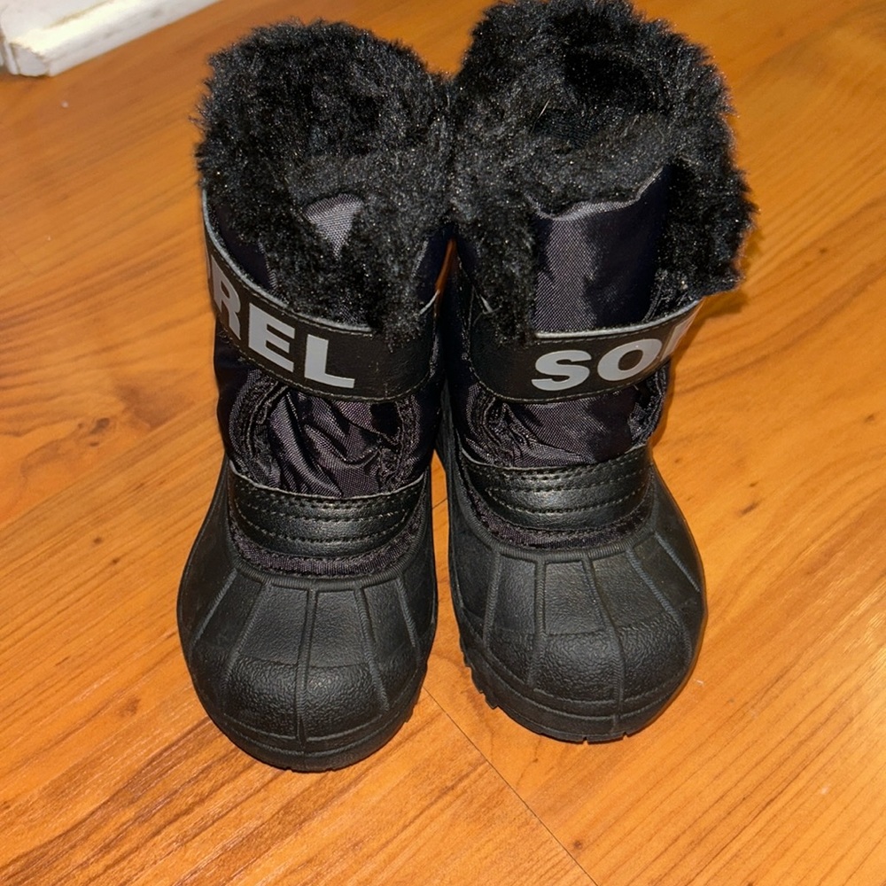 Sorel boots toddler boy size 7